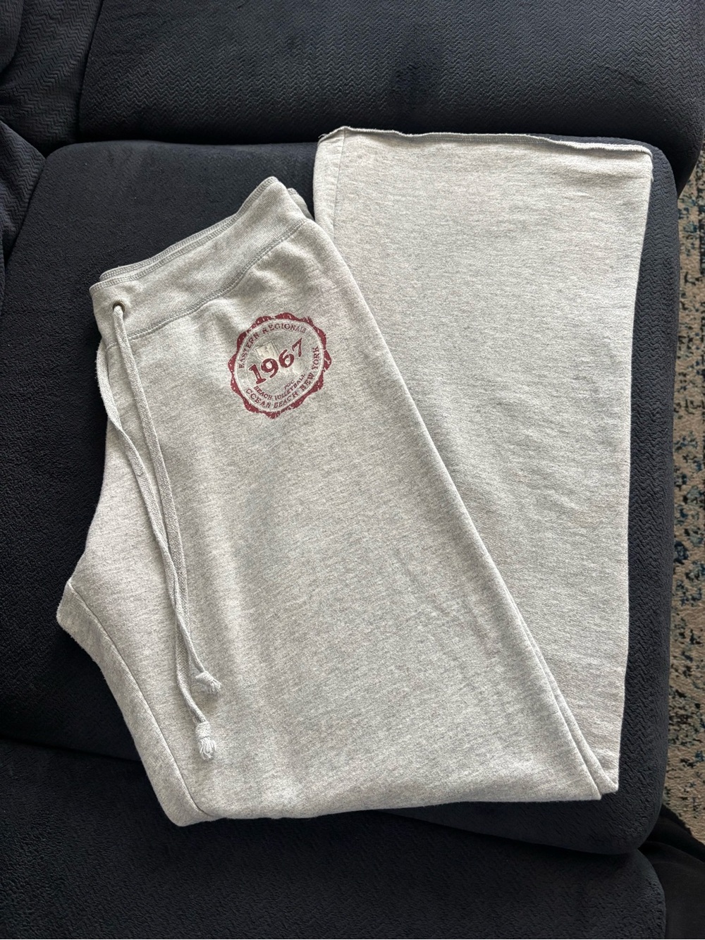 Derek Heart Gray Mid Rise Flared Sweatpants - Size Large